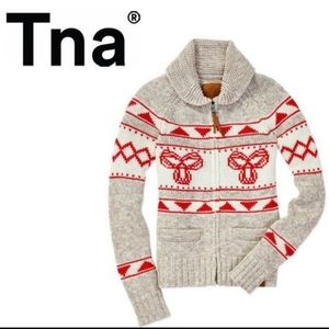 TNA Aritzia 100% LAMBSWOOL SEA TO SKY RED/TAWNY Intarsia ZIP SWEATER!